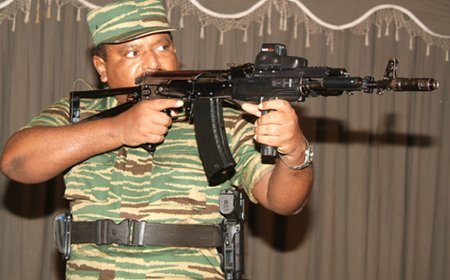 தமிழீழத் தேசியத் தலைவர்