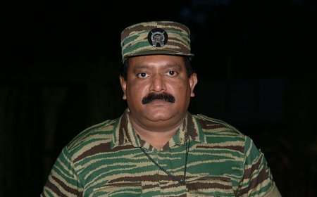 தமிழீழத் தேசியத் தலைவர்