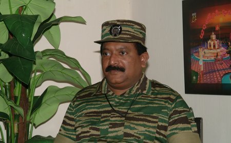 தமிழீழத் தேசியத் தலைவர்